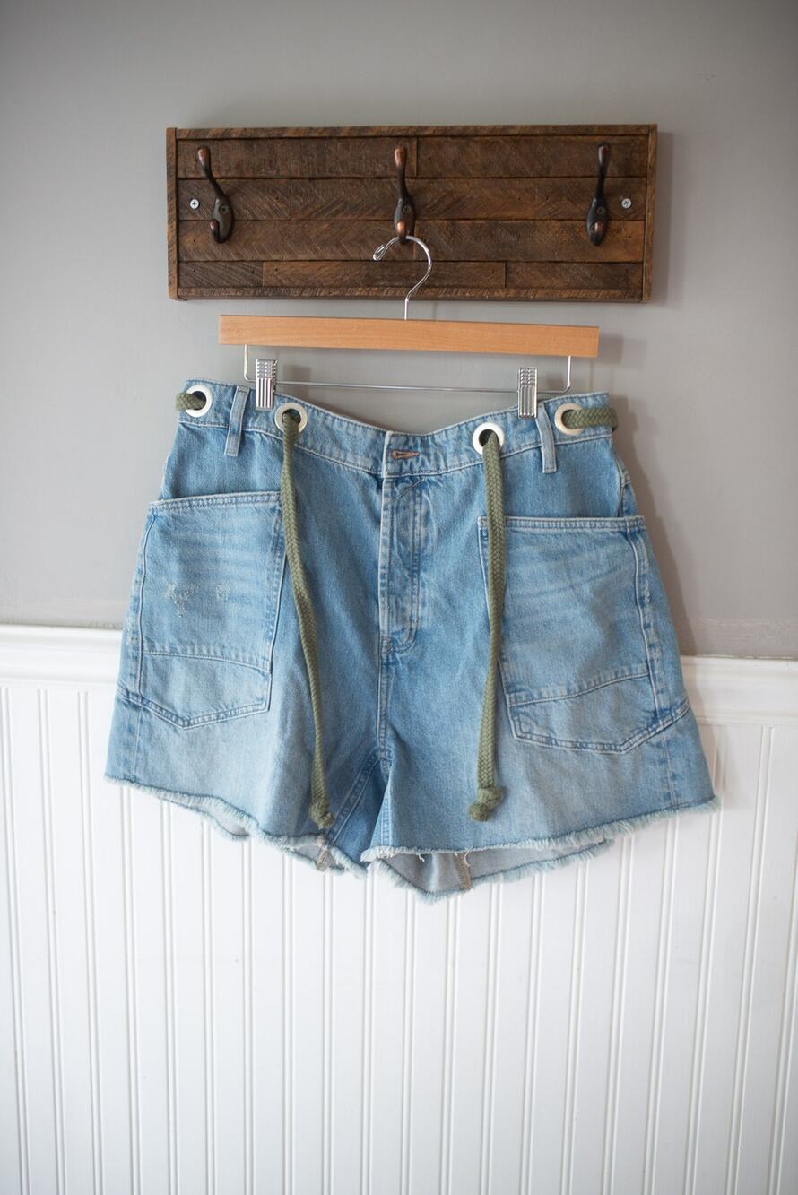 Free People We The Free Moxie Barrel Shorts 31 NEW FLAW